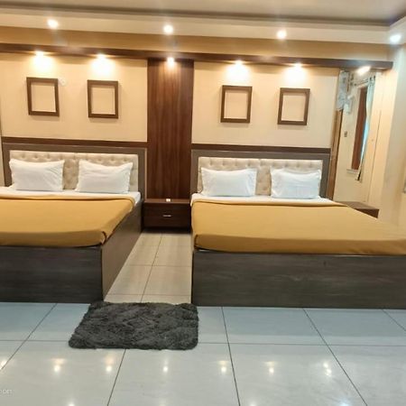 Hotel Trisplanet Kalyani Zewnętrze zdjęcie