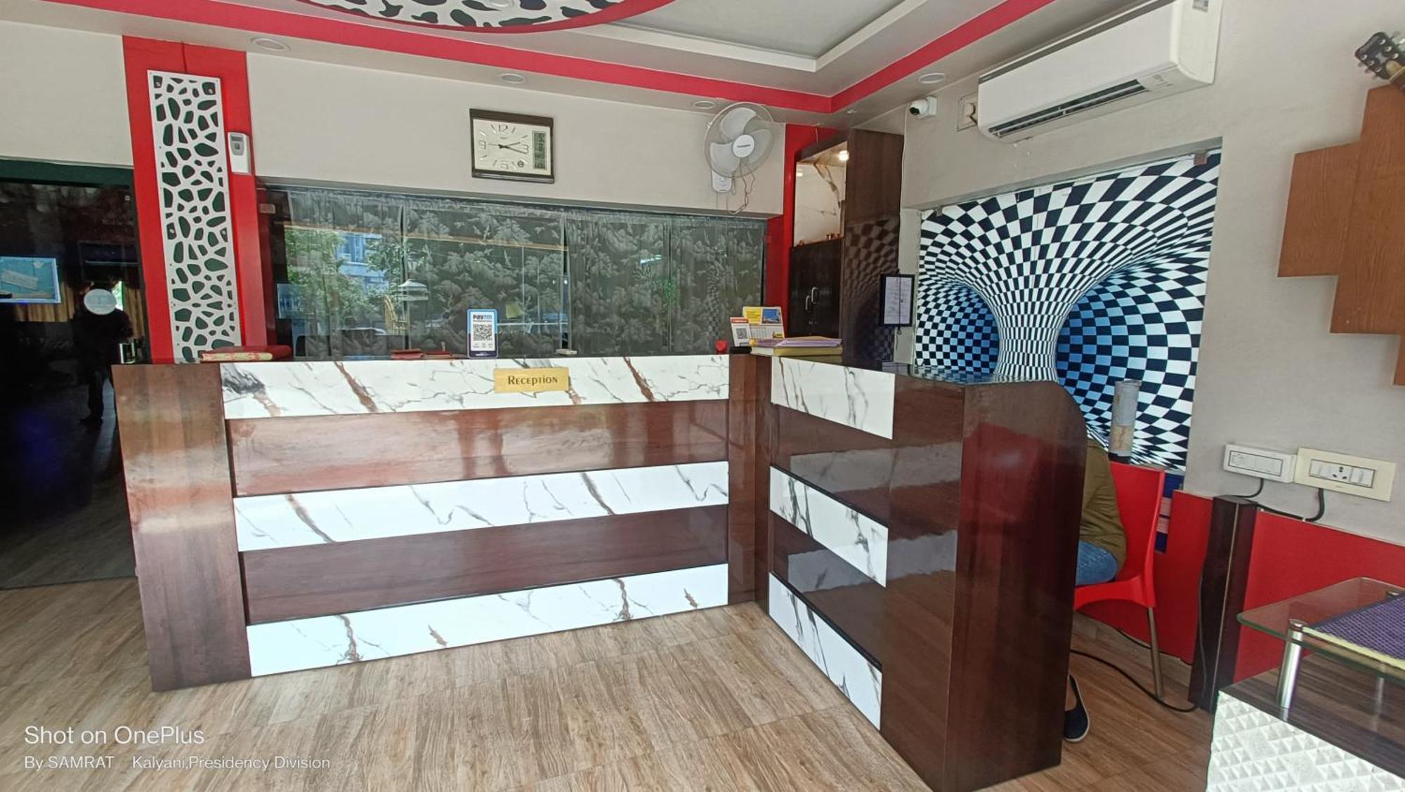 Hotel Trisplanet Kalyani Zewnętrze zdjęcie